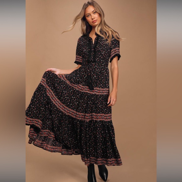 NWT Rare Feelings Black Floral Print Tiered Pleated Maxi Dress - Picture 2 of 4